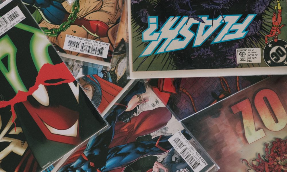 Image of comics courtesy of Joel Muniz on Unsplash