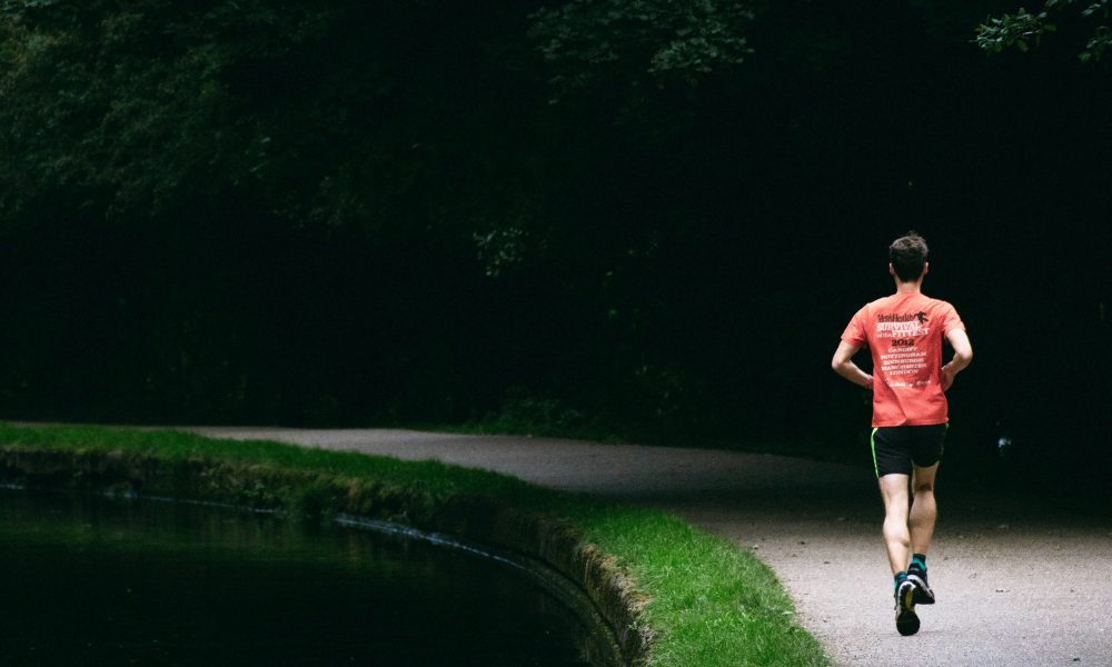 Image of runner Gary courtesy of Butterfield on Unsplash