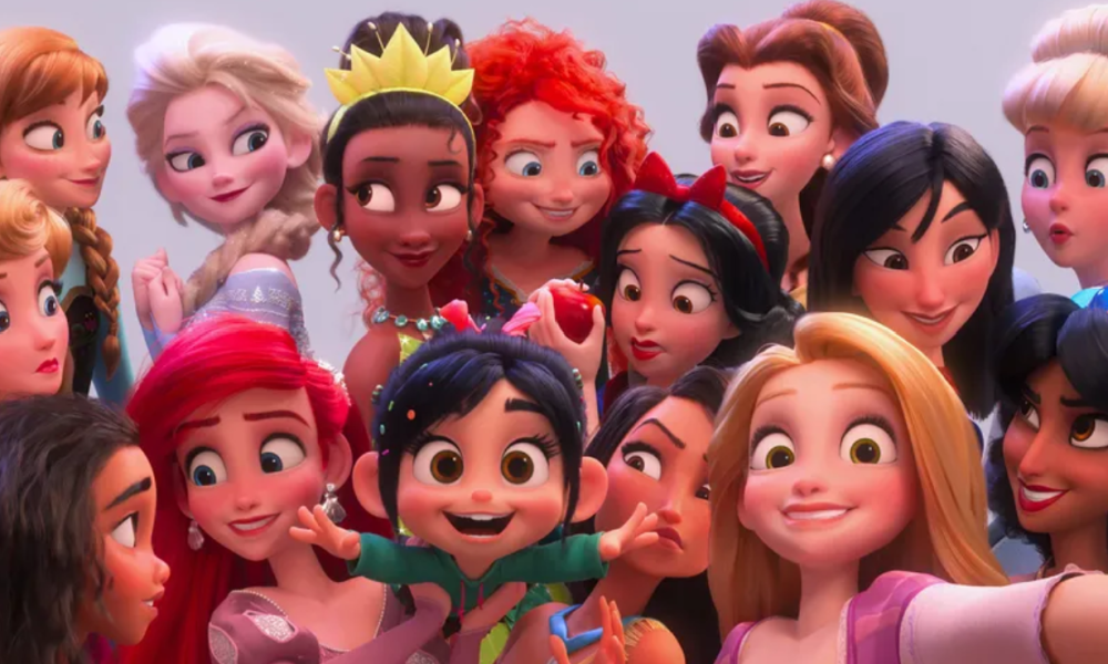 All of the Disney Princesses in one selfie-like image, a secne from Wreck it Raplh 2.